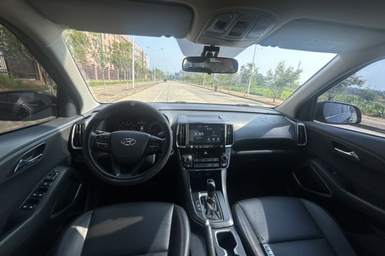 Used Hyundai ix35 2019 2.0L Automatic 2WD Zhiyong·Changxiang Edition China V Standard Interior 3
