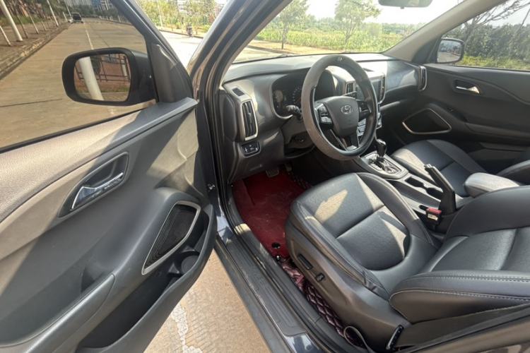 Used Hyundai ix35 2019 2.0L Automatic 2WD Zhiyong·Changxiang Edition China V Standard Interior 4