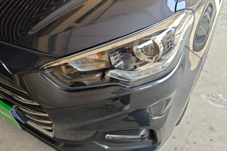 Used Hyundai ix35 2019 2.0L Automatic 2WD Zhiyong·Changxiang Edition China VI Standard Left Front Headlight