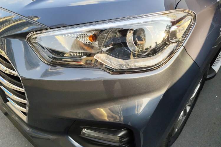 Used Hyundai ix35 2019 2.0L Automatic 2WD Zhiyong·Changxiang Edition China V Standard Left Front Headlight
