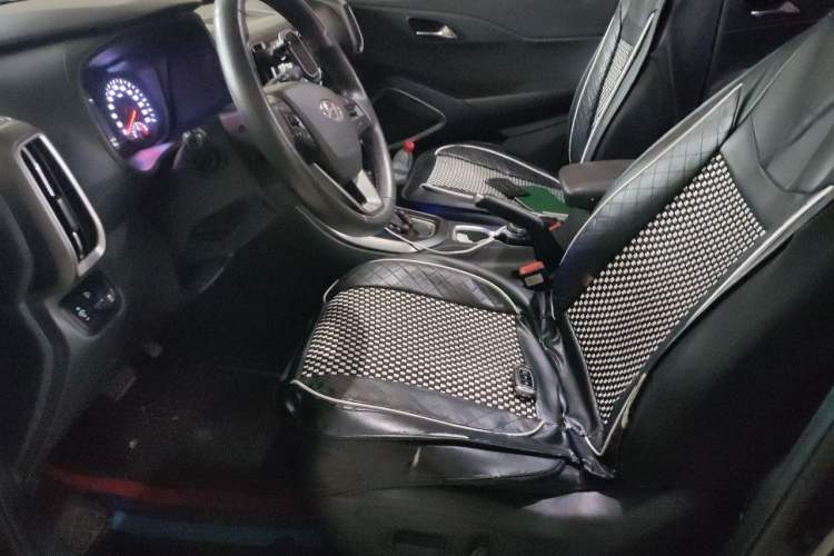 Used Hyundai ix35 2019 2.0L Automatic 2WD Zhiyong·Changxiang Edition China VI Standard Left Front Seat