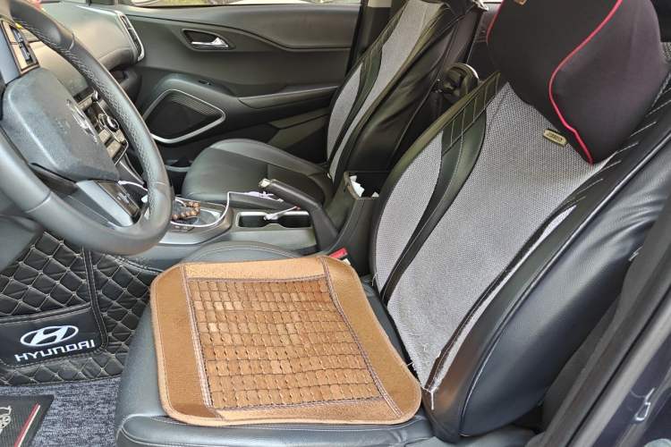 Used Hyundai ix35 2019 2.0L Automatic 2WD Zhiyong·Changxiang Edition China VI Standard Left Front Seat