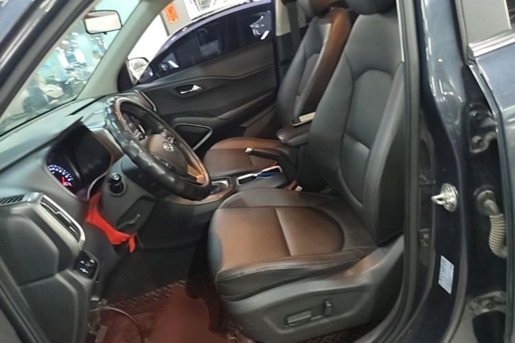 Used Hyundai ix35 2019 2.0L Automatic 2WD Zhiyong·Changxiang Edition China VI Standard Left Front Seat