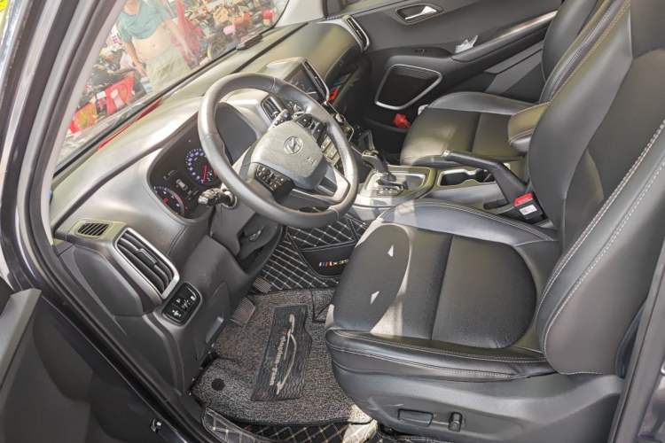 Used Hyundai ix35 2019 2.0L Automatic 2WD Zhiyong·Changxiang Edition China VI Standard Left Front Seat