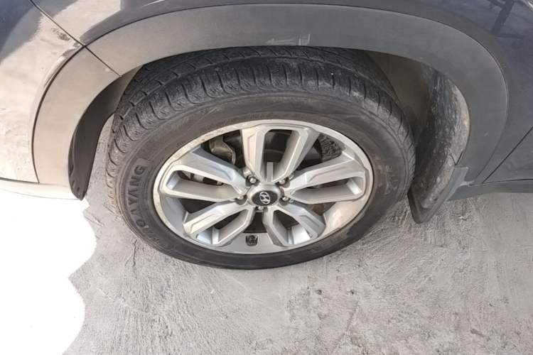 Used Hyundai ix35 2019 2.0L Automatic 2WD Zhiyong·Changxiang Edition China V Standard Left Front Wheel Hub