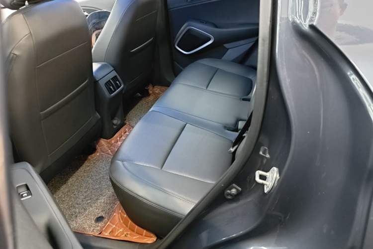 Used Hyundai ix35 2019 2.0L Automatic 2WD Zhiyong·Changxiang Edition China VI Standard Left Rear Seat