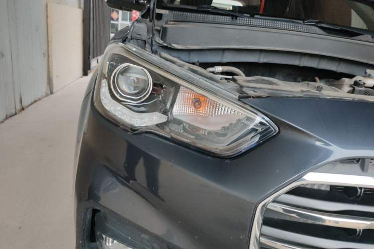 Used Hyundai ix35 2019 2.0L Automatic 2WD Zhiyong·Changxiang Edition China VI Standard Right Front Headlight