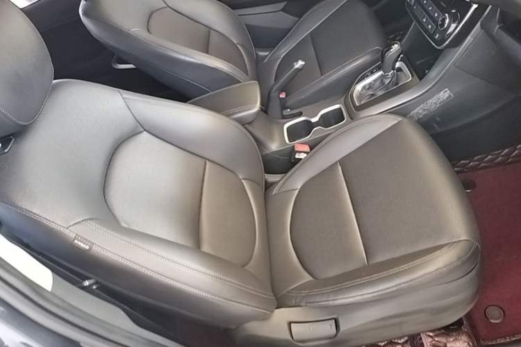 Used Hyundai ix35 2019 2.0L Automatic 2WD Zhiyong·Changxiang Edition China V Standard Right Front Seat