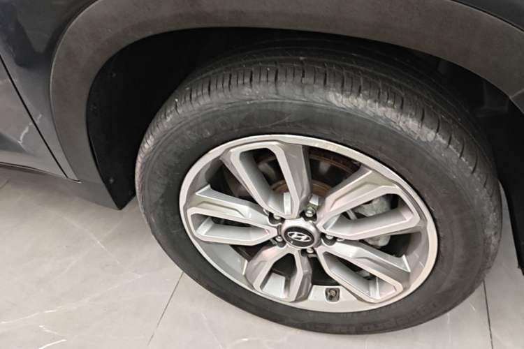 Used Hyundai ix35 2019 2.0L Automatic 2WD Zhiyong·Changxiang Edition China VI Standard Right Front Wheel Hub