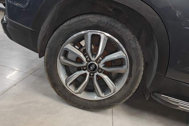 Used Hyundai ix35 2019 2.0L Automatic 2WD Zhiyong·Changxiang Edition China V Standard Right Rear Wheel Hub