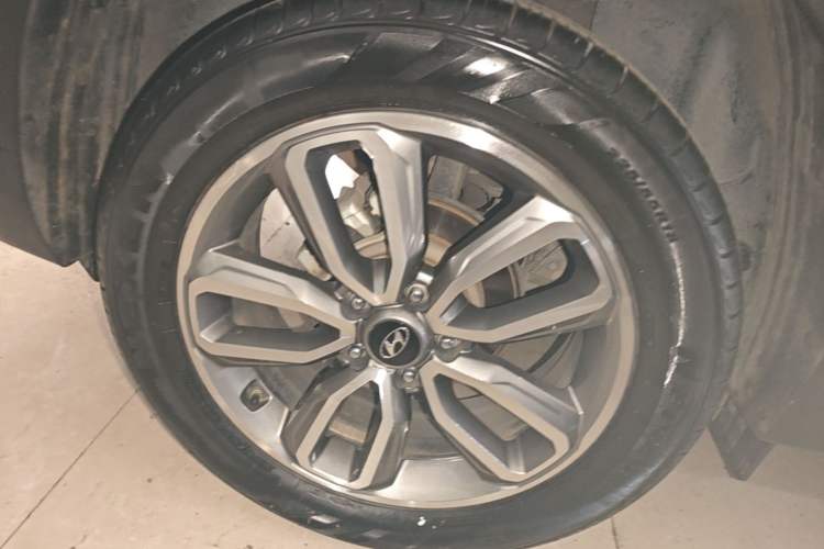 Used Hyundai ix35 2019 2.0L Automatic 2WD Zhiyong·Changxiang Edition China VI Standard Right Rear Wheel Hub