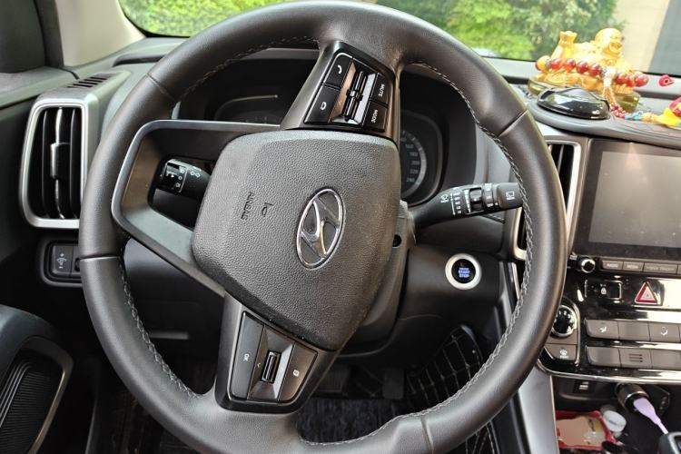 Used Hyundai ix35 2019 2.0L Automatic 2WD Zhiyong·Changxiang Edition China VI Standard Steering Wheel