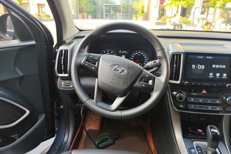 Used Hyundai ix35 2019 2.0L Automatic 2WD Zhiyong·Changxiang Edition China V Standard Steering Wheel