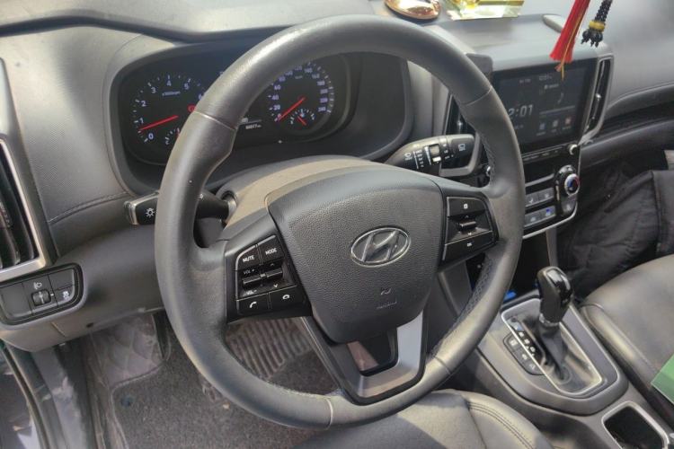 Used Hyundai ix35 2019 2.0L Automatic 2WD Zhiyong·Changxiang Edition China V Standard Steering Wheel
