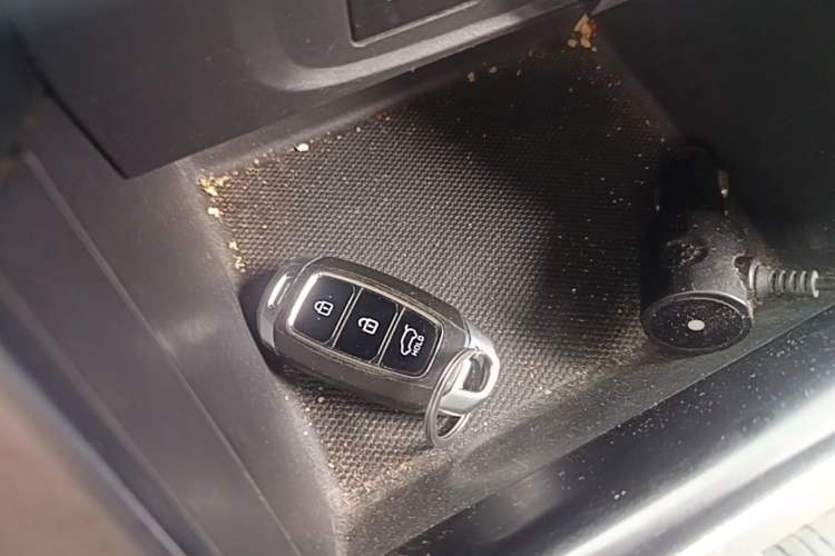 Used Hyundai ix35 2019 2.0L Automatic 2WD Zhiyong·Changxiang Edition China VI Standard Vehicle Key