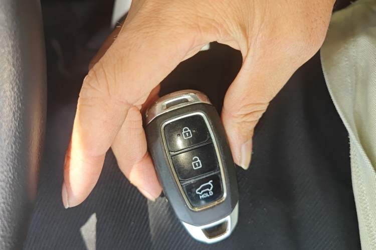 Used Hyundai ix35 2019 2.0L Automatic 2WD Zhiyong·Changxiang Edition China VI Standard Vehicle Key