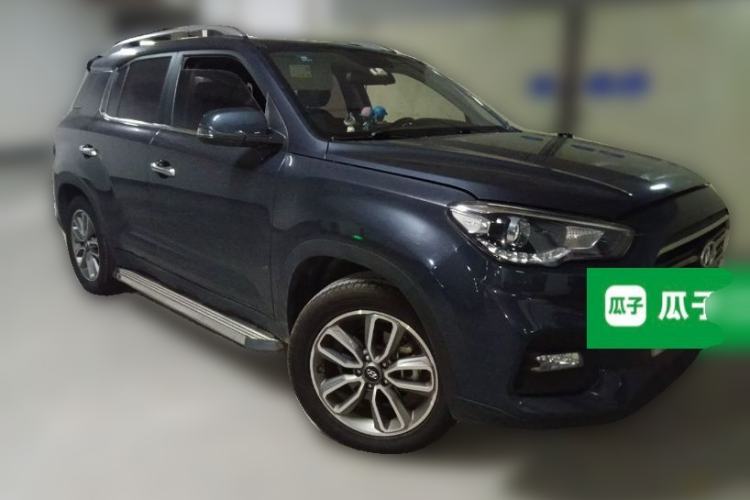 Used Hyundai ix35 2019 2.0L Automatic 2WD Zhiyong·Changxiang Edition China V Standard Front Right 45 Deg