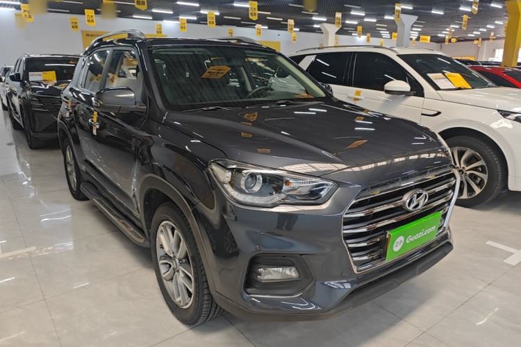 Used Hyundai ix35 2019 2.0L Automatic 2WD Zhiyong·Changxiang Edition China VI Standard Front Right 45 Deg