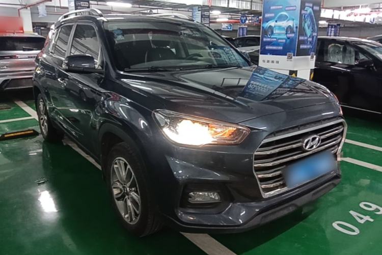 Used Hyundai ix35 2019 2.0L Automatic 2WD Zhiyong·Changxiang Edition China VI Standard Front Right 45 Deg