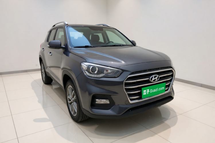 Used Hyundai ix35 2019 2.0L Automatic 2WD Zhiyong·Changxiang Edition China VI Standard Front Right 45 Deg