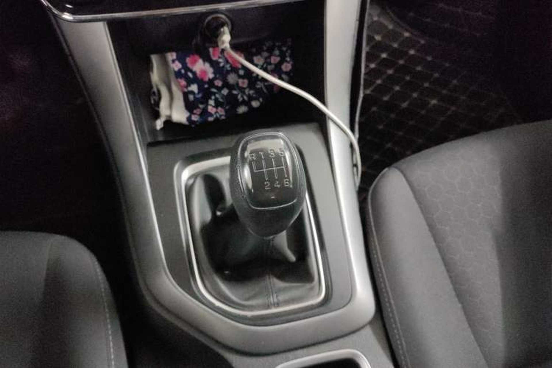 Used Hyundai ix35 2019 2.0L Manual 2WD Zhiyong·Changzhi Edition China VI Standard Gear Lever