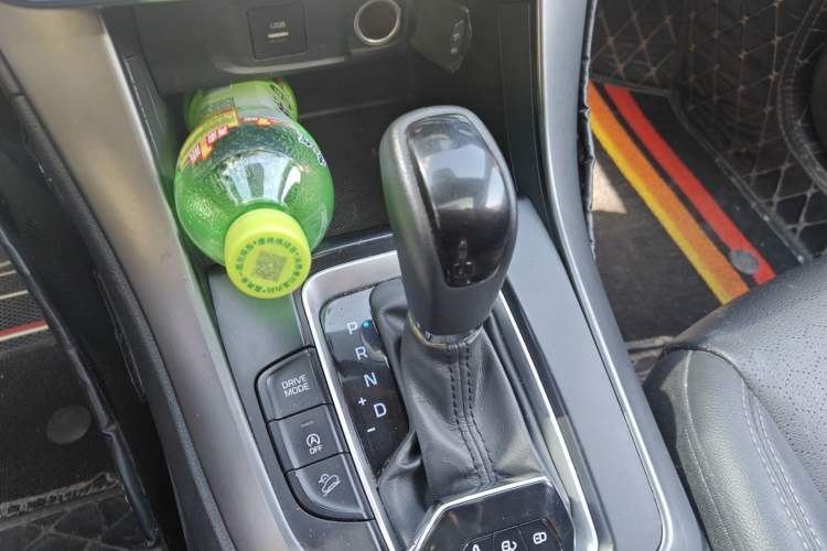 Used Hyundai ix35 2019 2.0L Automatic 2WD Zhiyong·Changxiang Edition China V Standard Gear Lever