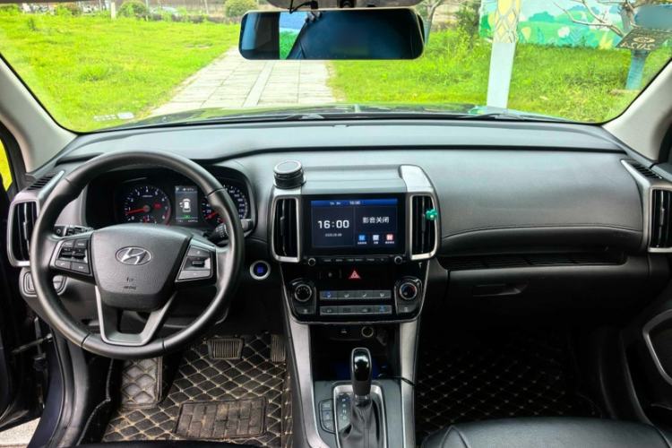 Used Hyundai ix35 2019 2.0L Automatic 2WD Zhiyong·Changxiang Edition China VI Standard Interior 2