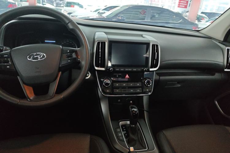 Used Hyundai ix35 2019 2.0L Automatic 2WD Zhiyong·Changxiang Edition China V Standard Interior 3
