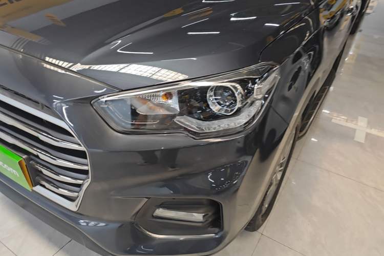 Used Hyundai ix35 2019 2.0L Automatic 2WD Zhiyong·Changxiang Edition China VI Standard Left Front Headlight