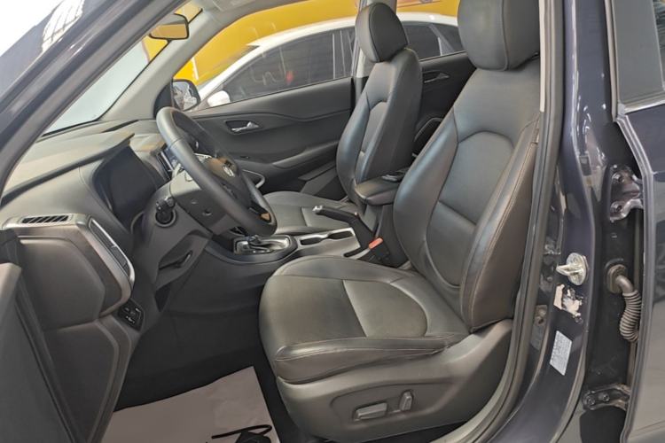 Used Hyundai ix35 2019 2.0L Automatic 2WD Zhiyong·Changxiang Edition China VI Standard Left Front Seat