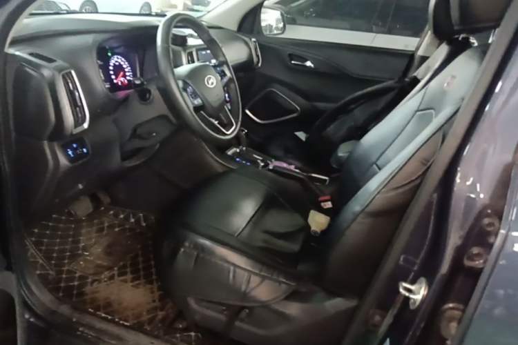 Used Hyundai ix35 2019 2.0L Automatic 2WD Zhiyong·Changxiang Edition China VI Standard Left Front Seat