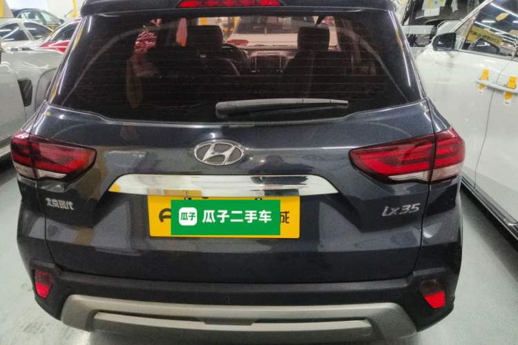 Used Hyundai ix35 2019 2.0L Automatic 2WD Zhiyong·Changxiang Edition China V Standard Rear
