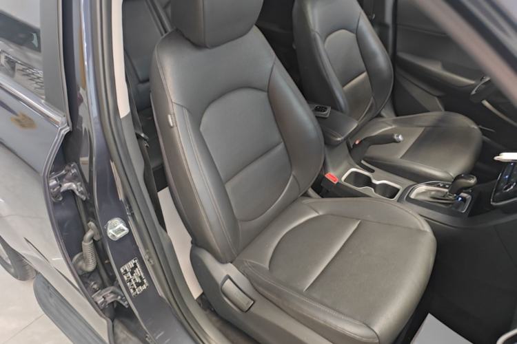 Used Hyundai ix35 2019 2.0L Automatic 2WD Zhiyong·Changxiang Edition China VI Standard Right Front Seat