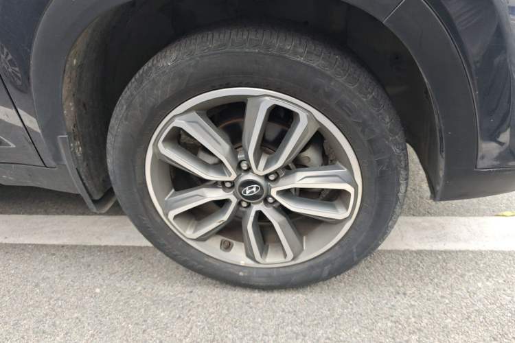 Used Hyundai ix35 2019 2.0L Automatic 2WD Zhiyong·Changxiang Edition China VI Standard Right Front Wheel Hub