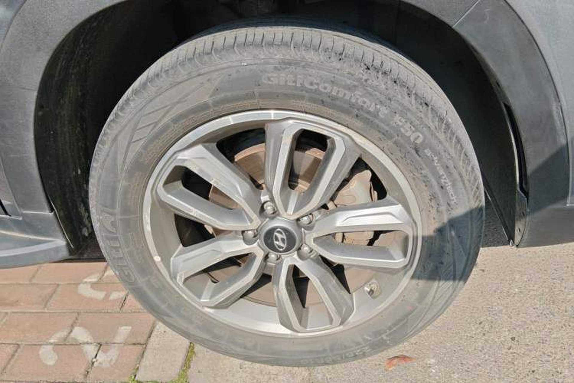 Used Hyundai ix35 2019 2.0L Automatic 2WD Zhiyong·Changxiang Edition China VI Standard Right Front Wheel Hub