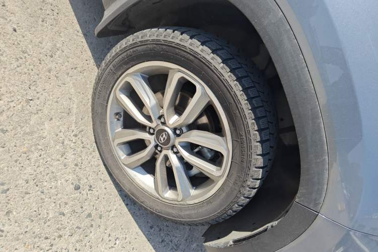Used Hyundai ix35 2019 2.0L Automatic 2WD Zhiyong·Changxiang Edition China V Standard Right Front Wheel Hub