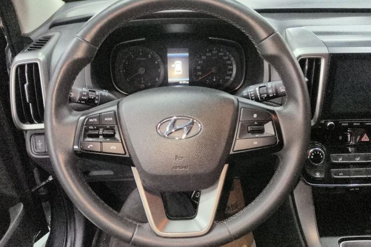 Used Hyundai ix35 2019 2.0L Automatic 2WD Zhiyong·Changxiang Edition China V Standard Steering Wheel