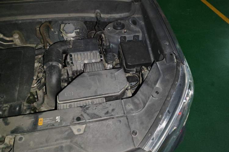 Used Hyundai ix35 2019 2.0L Automatic 2WD Zhiyong·Changxiang Edition China V Standard Engine Bay Left