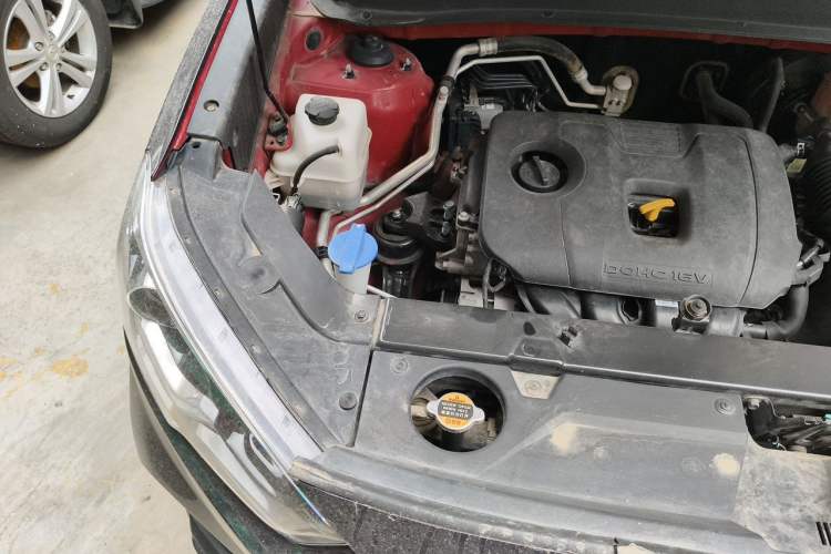 Used Hyundai ix35 2019 2.0L Automatic 2WD Zhiyong·Changxiang Edition China VI Standard Engine Bay Right