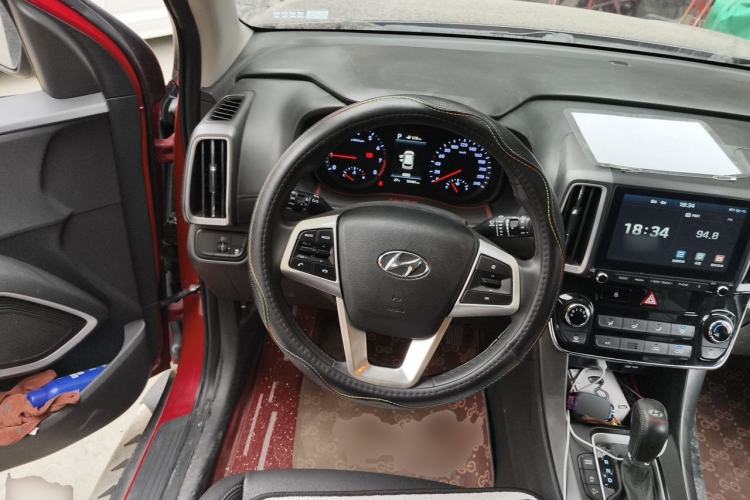 Used Hyundai ix35 2019 2.0L Automatic 2WD Zhiyong·Changxiang Edition China VI Standard Steering Wheel