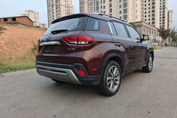 Used Hyundai ix35 2019 2.0L Automatic 2WD Zhiyong·Changxiang Edition China V Standard Exterior 4