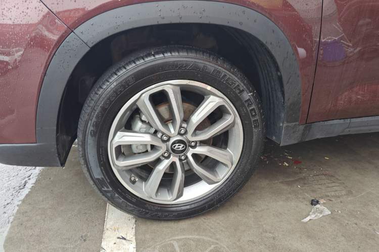 Used Hyundai ix35 2019 2.0L Automatic 2WD Zhiyong·Changxiang Edition China V Standard Exterior 4