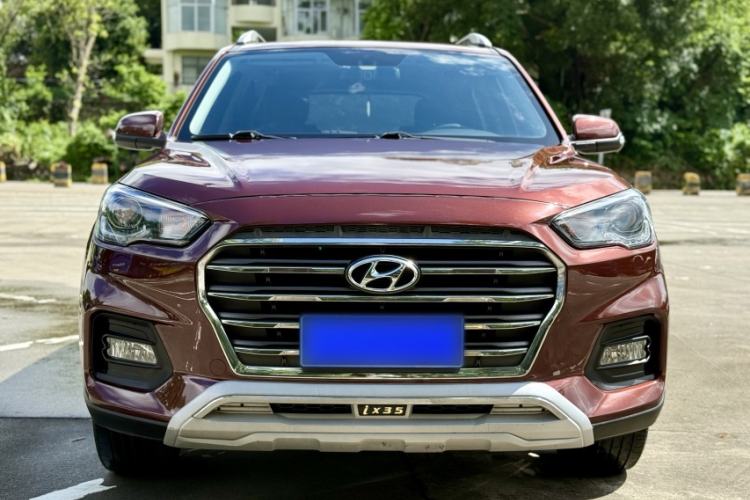 Used Hyundai ix35 2019 2.0L Automatic 2WD Zhiyong·Changxiang Edition China VI Standard Exterior 5