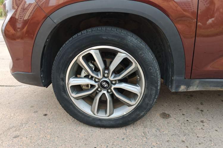 Used Hyundai ix35 2019 2.0L Automatic 2WD Zhiyong·Changxiang Edition China V Standard Exterior 8