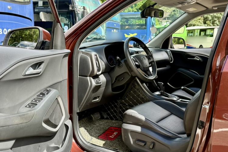 Used Hyundai ix35 2019 2.0L Automatic 2WD Zhiyong·Changxiang Edition China VI Standard Interior 11