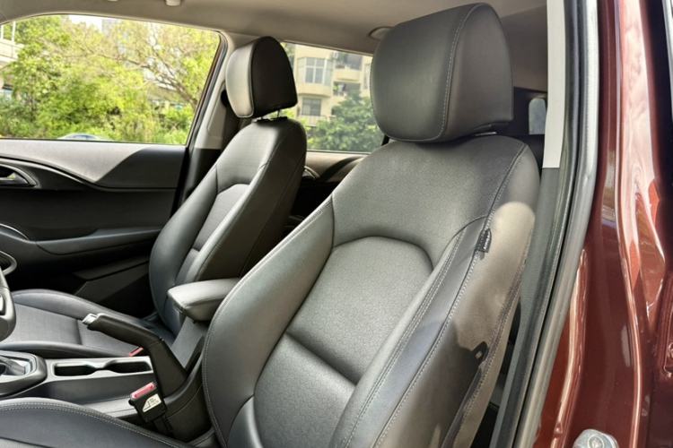 Used Hyundai ix35 2019 2.0L Automatic 2WD Zhiyong·Changxiang Edition China VI Standard Interior 9