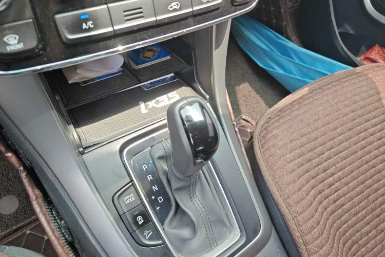 Used Hyundai ix35 2019 2.0L Automatic 2WD Zhiyong·Changxiang Edition China VI Standard Gear Lever