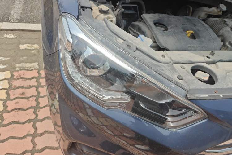 Used Hyundai ix35 2019 2.0L Automatic 2WD Zhiyong·Changxiang Edition China VI Standard Right Front Headlight