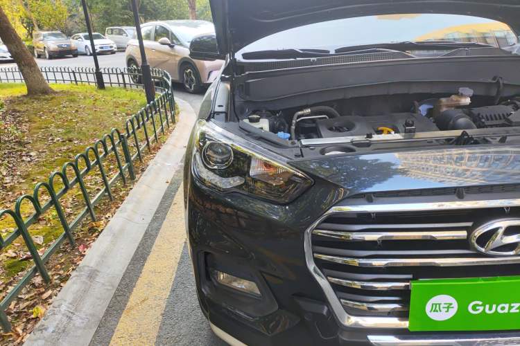 Used Hyundai ix35 2019 2.0L Automatic 2WD Zhiyong·Changxiang Edition China V Standard Right Front Headlight