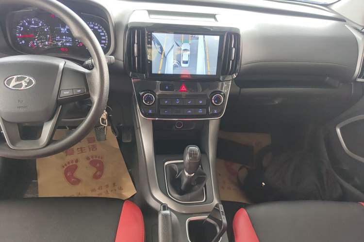 Used Hyundai ix35 2019 2.0L Manual 2WD Zhiyong·Changzhi Edition China V Standard Audio And AC Panel